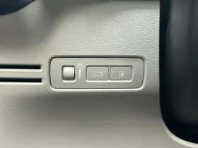 Volvo XC40 (2022) thumbnail 13