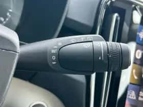Volvo XC40 (2022) thumbnail 18