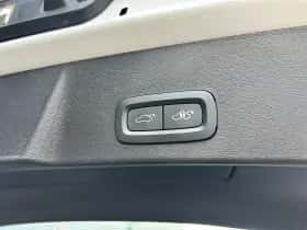 Volvo XC40 (2022) thumbnail 22