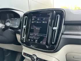 Volvo XC40 (2022) thumbnail 26