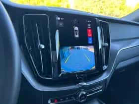 Volvo XC60 (2022) thumbnail 16