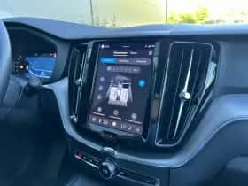 Volvo XC60 (2022) thumbnail 30