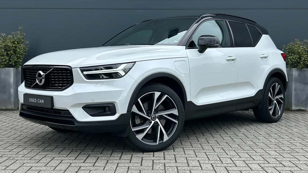 Volvo XC40 (2020) — foto 1
