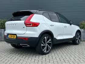 Volvo XC40 (2020) thumbnail 2
