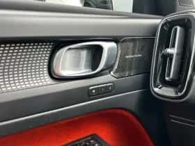 Volvo XC40 (2020) thumbnail 12
