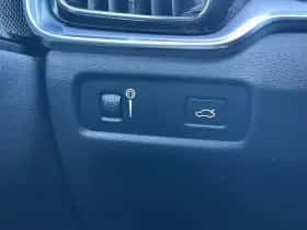 Volvo V60 (2019) thumbnail 11