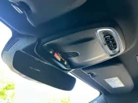 Volvo V60 (2019) thumbnail 17