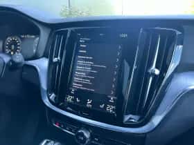 Volvo V60 (2019) thumbnail 30
