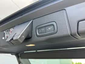 Volvo XC60 (2018) thumbnail 18