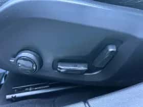 Volvo V60 (2021) thumbnail 11