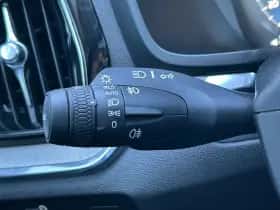 Volvo V60 (2021) thumbnail 18
