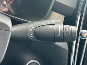 Volvo XC40 (2018) thumbnail 13