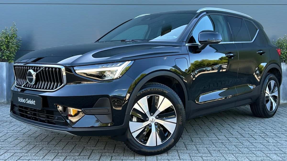 Volvo XC40 (2022) — foto 1