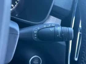 Volvo XC40 (2022) thumbnail 15