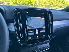 Volvo XC40 (2022) thumbnail 16