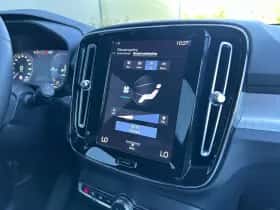 Volvo XC40 (2022) thumbnail 23