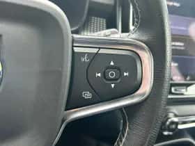 Volvo XC40 (2021) thumbnail 12