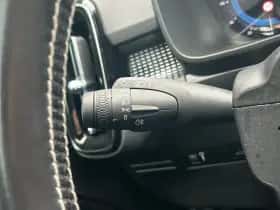 Volvo XC40 (2021) thumbnail 13