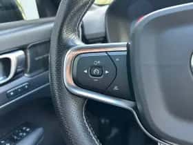 Volvo XC40 (2021) thumbnail 16