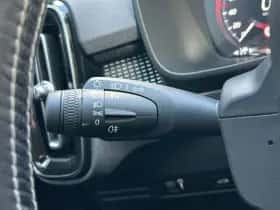 Volvo XC40 (2021) thumbnail 18