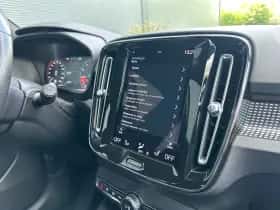 Volvo XC40 (2021) thumbnail 32