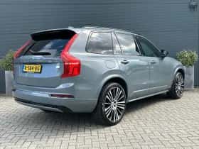 Volvo XC90 (2021) thumbnail 2