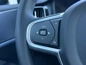 Volvo V60 (2022) thumbnail 11