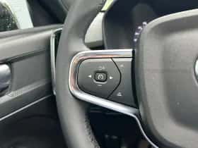 Volvo XC40 (2025) thumbnail 13