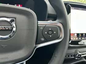 Volvo XC40 (2025) thumbnail 15
