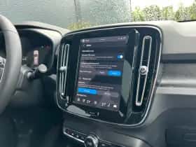 Volvo XC40 (2025) thumbnail 28