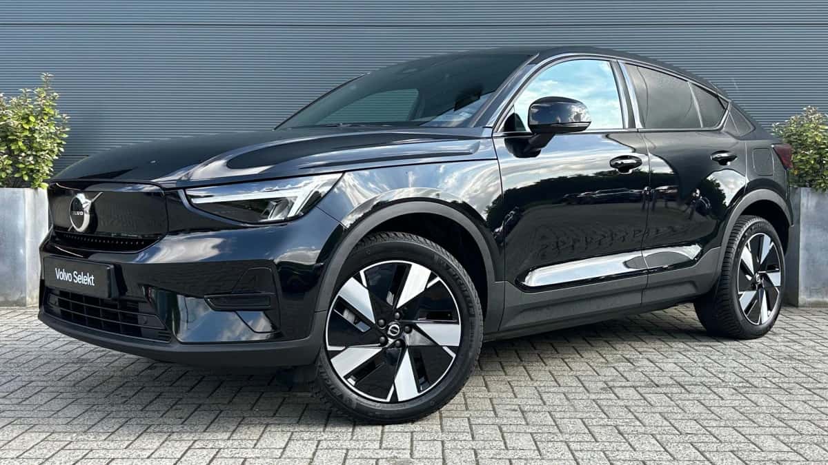 Volvo C40 (2024) — foto 1