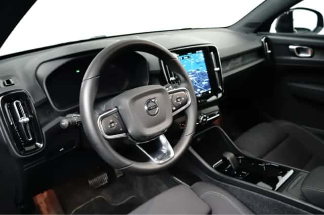 Volvo C40 (2024) thumbnail 6