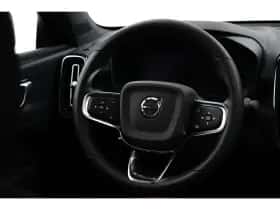 Volvo C40 (2024) thumbnail 8