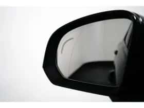 Volvo C40 (2024) thumbnail 10