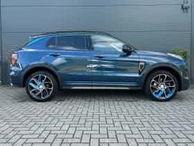 Lynk & Co 01 (2023) thumbnail 3