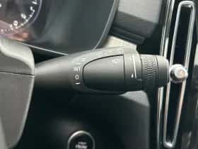 Volvo XC40 (2021) thumbnail 15