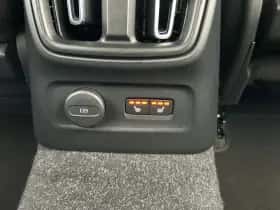 Volvo XC40 (2021) thumbnail 22