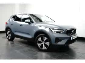 Volvo XC40 (2022) thumbnail 2