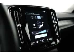 Volvo XC40 (2022) thumbnail 16