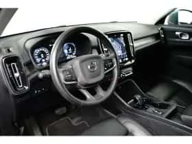 Volvo XC40 (2022) thumbnail 5