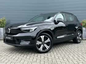 Volvo XC40 (2022)