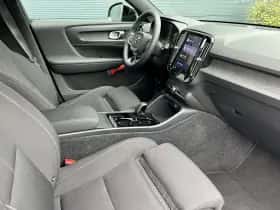 Volvo XC40 (2022) thumbnail 19