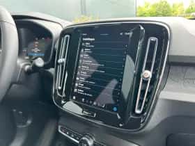 Volvo XC40 (2022) thumbnail 22