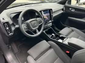 Volvo XC40 (2022) thumbnail 5
