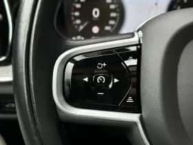 Volvo V60 (2021) thumbnail 24