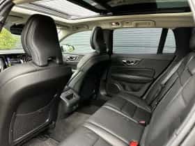 Volvo V60 (2021) thumbnail 6