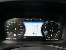 Volvo V60 (2021) thumbnail 8