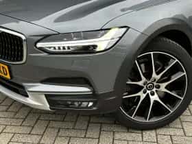 Volvo V90 (2018) thumbnail 15