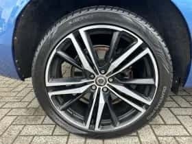Volvo XC60 (2018) thumbnail 4