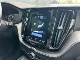 Volvo XC60 (2018) thumbnail 33